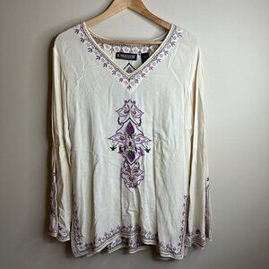 Pyramid Collection Top Women's S White‎ Artsy Boho Embroidered Lightweight Tunic